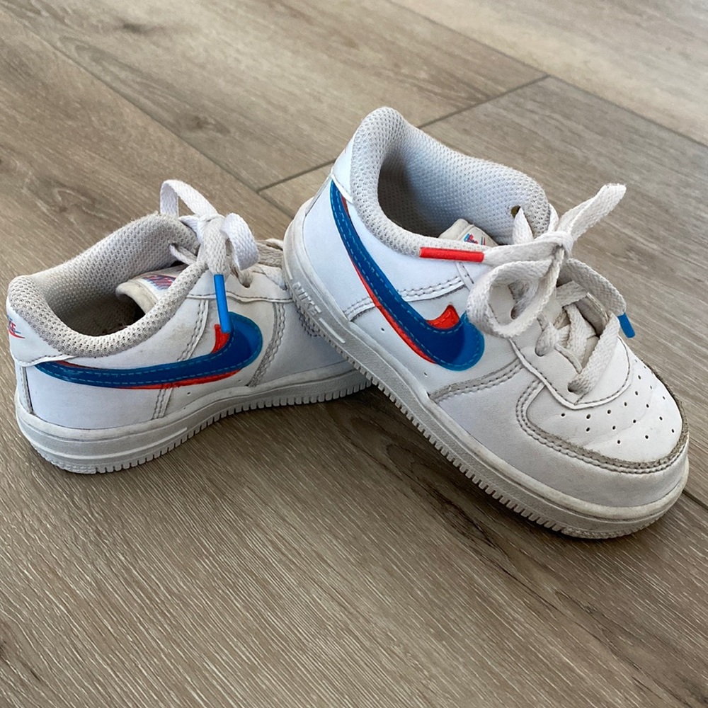 Nike toddler shoes 7